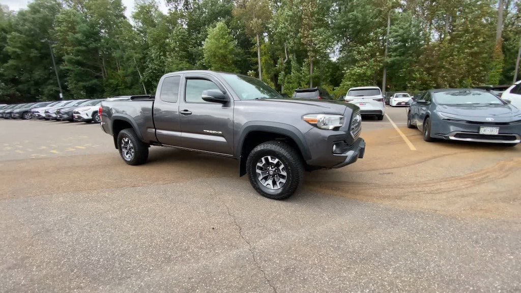 Used 2016 Toyota Tacoma TRD Off Road V6 Truck Access Cab