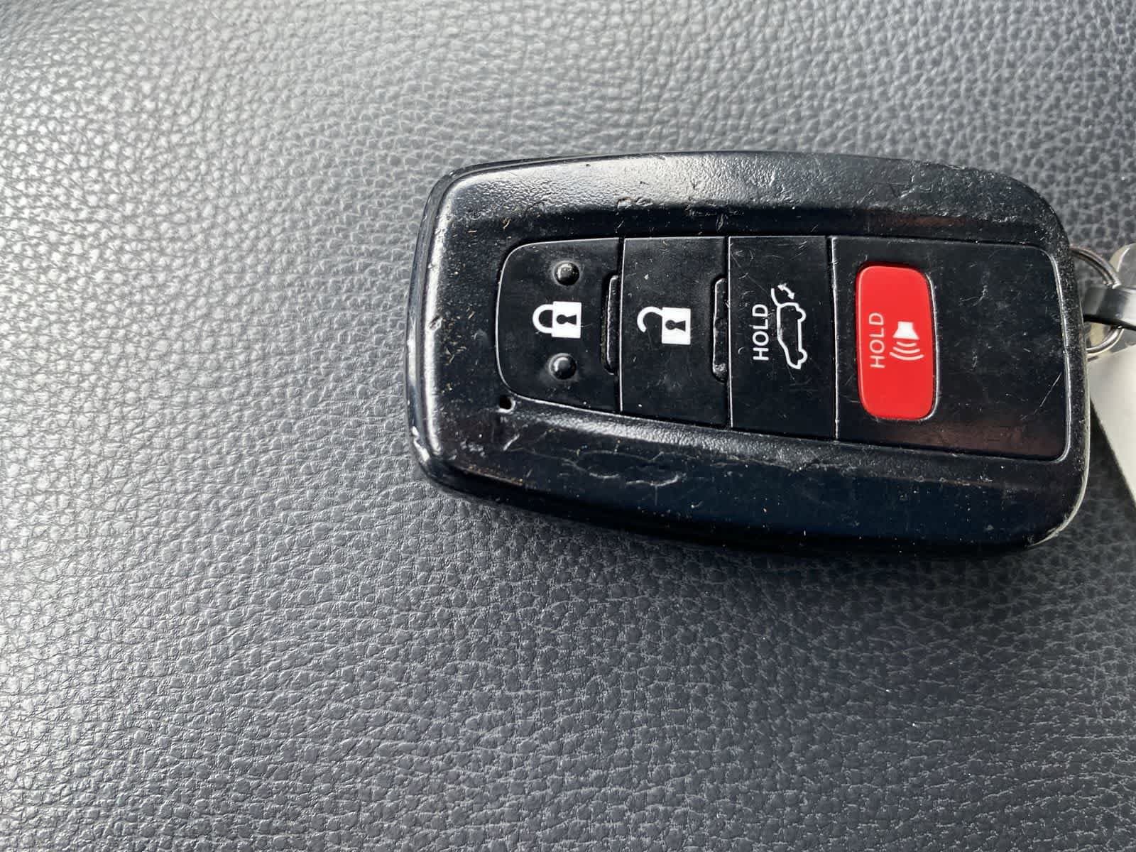 Thumbnail: 2023 Toyota RAV4 - 35