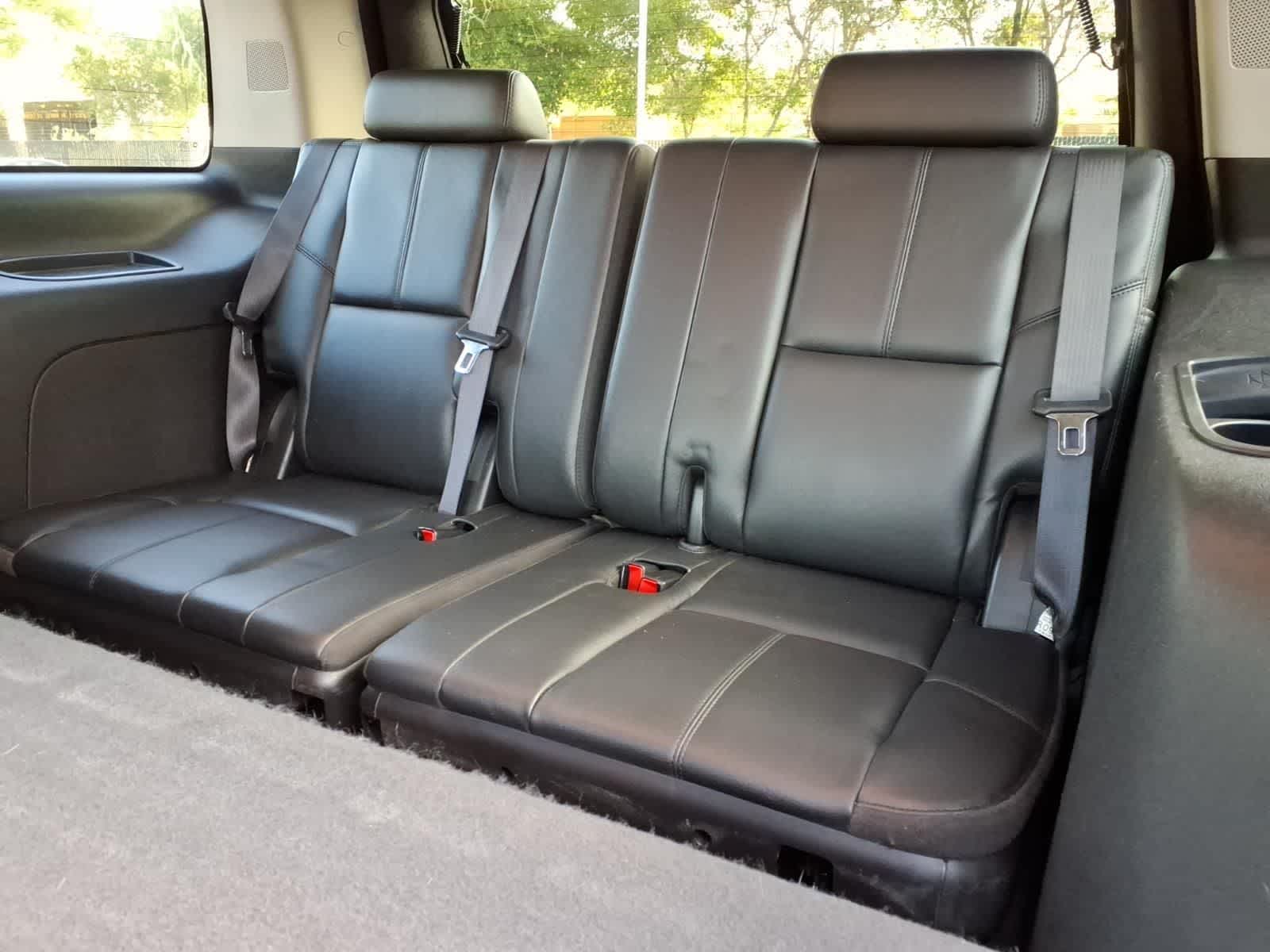 Thumbnail: 2010 Chevrolet Tahoe - 10