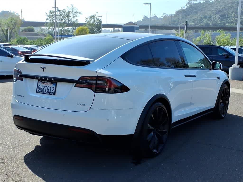 Thumbnail: 2018 Tesla Model X - 4