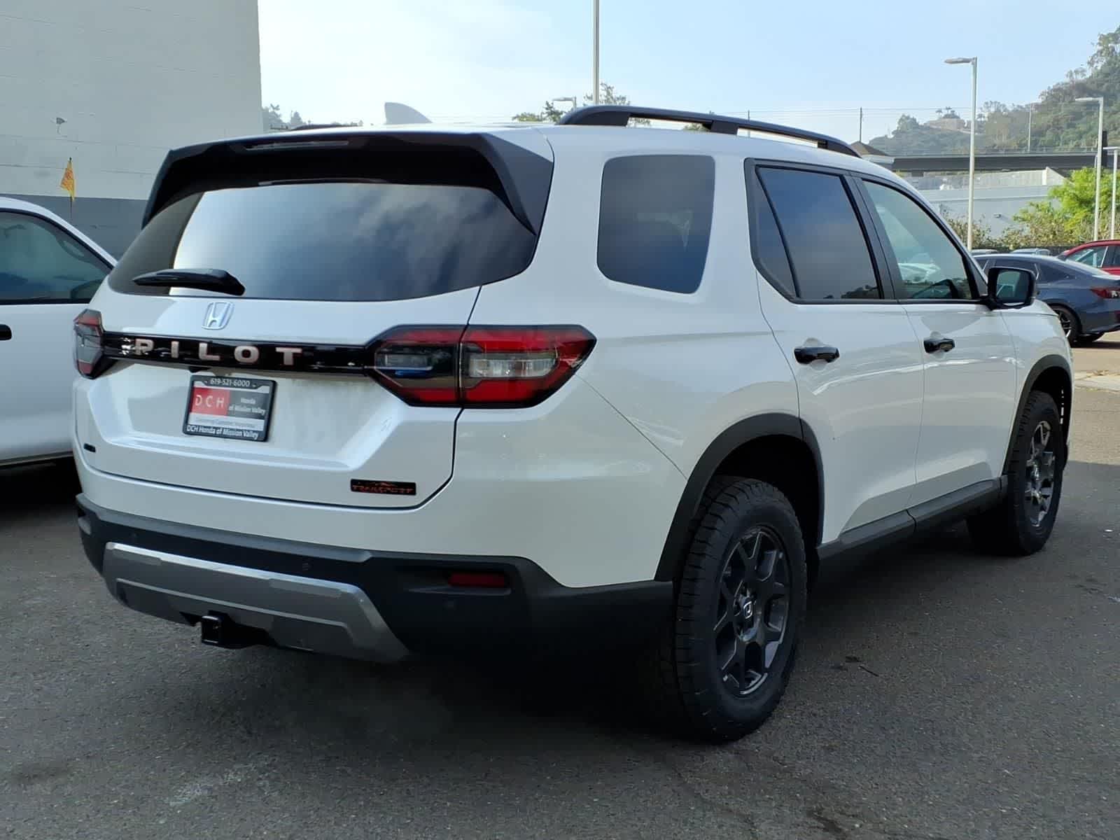 Thumbnail: 2026 Honda Pilot - 4