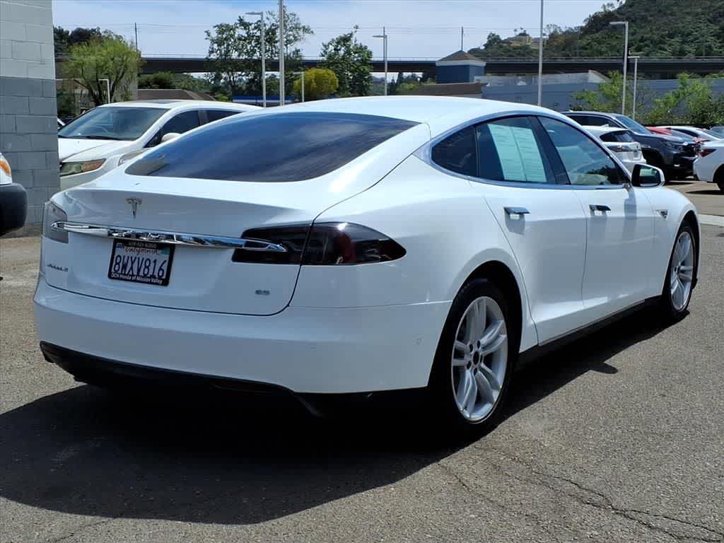 Thumbnail: 2015 Tesla Model S - 5