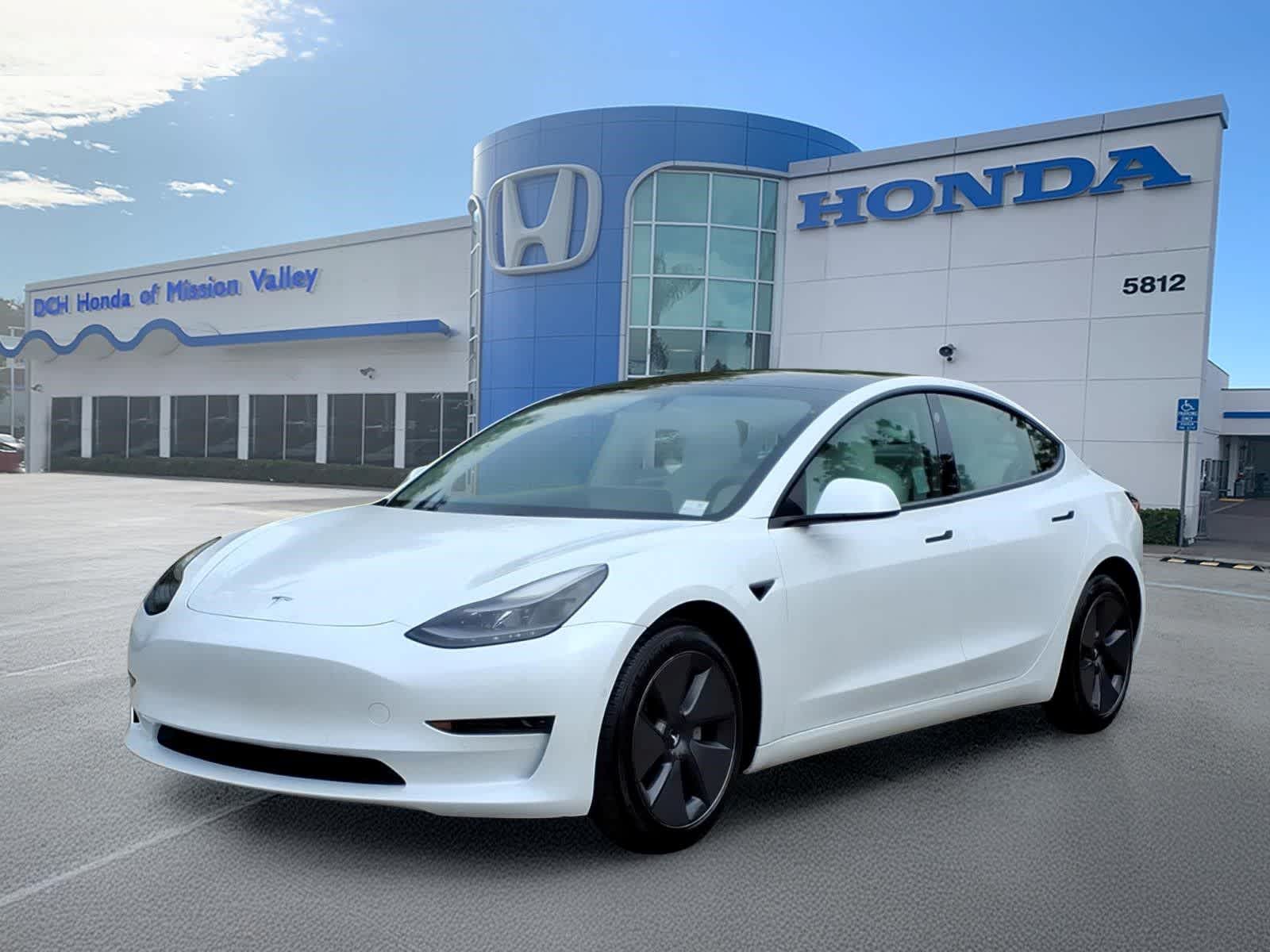 Thumbnail: 2021 Tesla Model 3 - 1