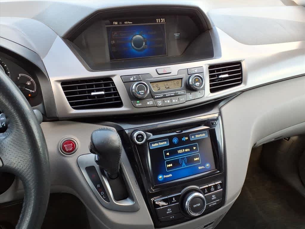 Thumbnail: 2016 Honda Odyssey - 21