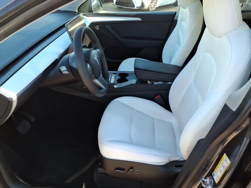 Thumbnail: 2023 Tesla Model Y - 18