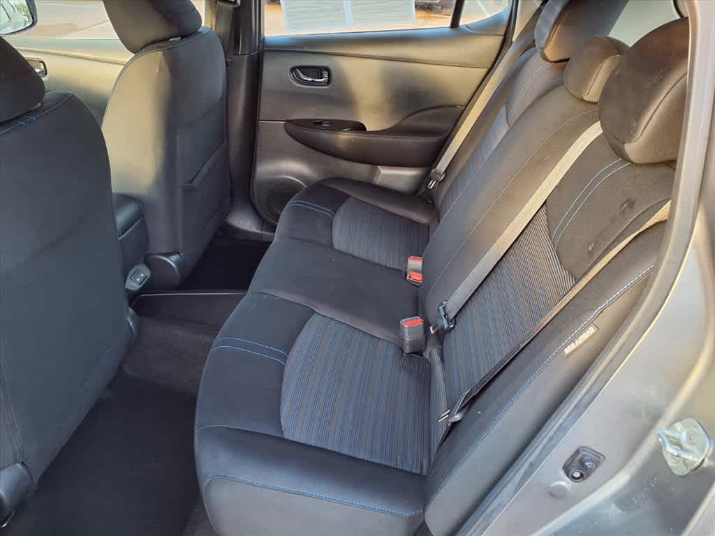 Thumbnail: 2021 Nissan Leaf - 9
