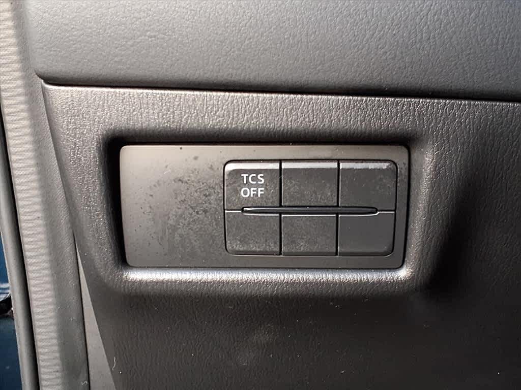 Thumbnail: 2017 Mazda CX-5 - 15