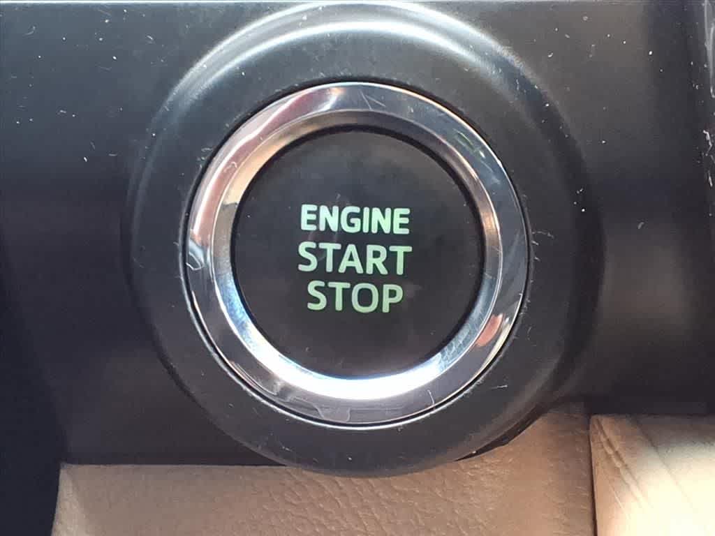 Thumbnail: 2013 Toyota Camry - 24