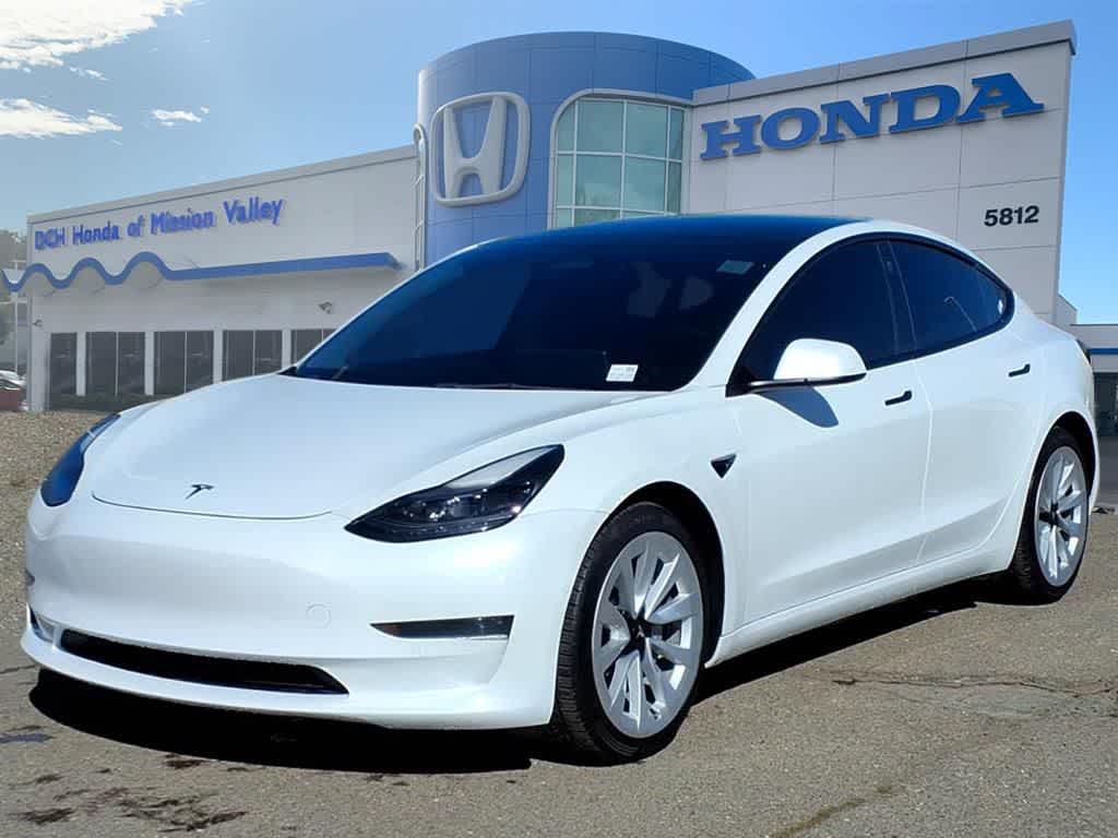 Thumbnail: 2022 Tesla Model 3 - 1