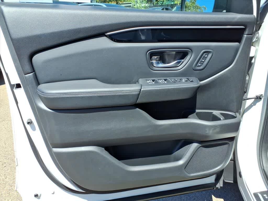 Thumbnail: 2023 Honda Pilot - 14