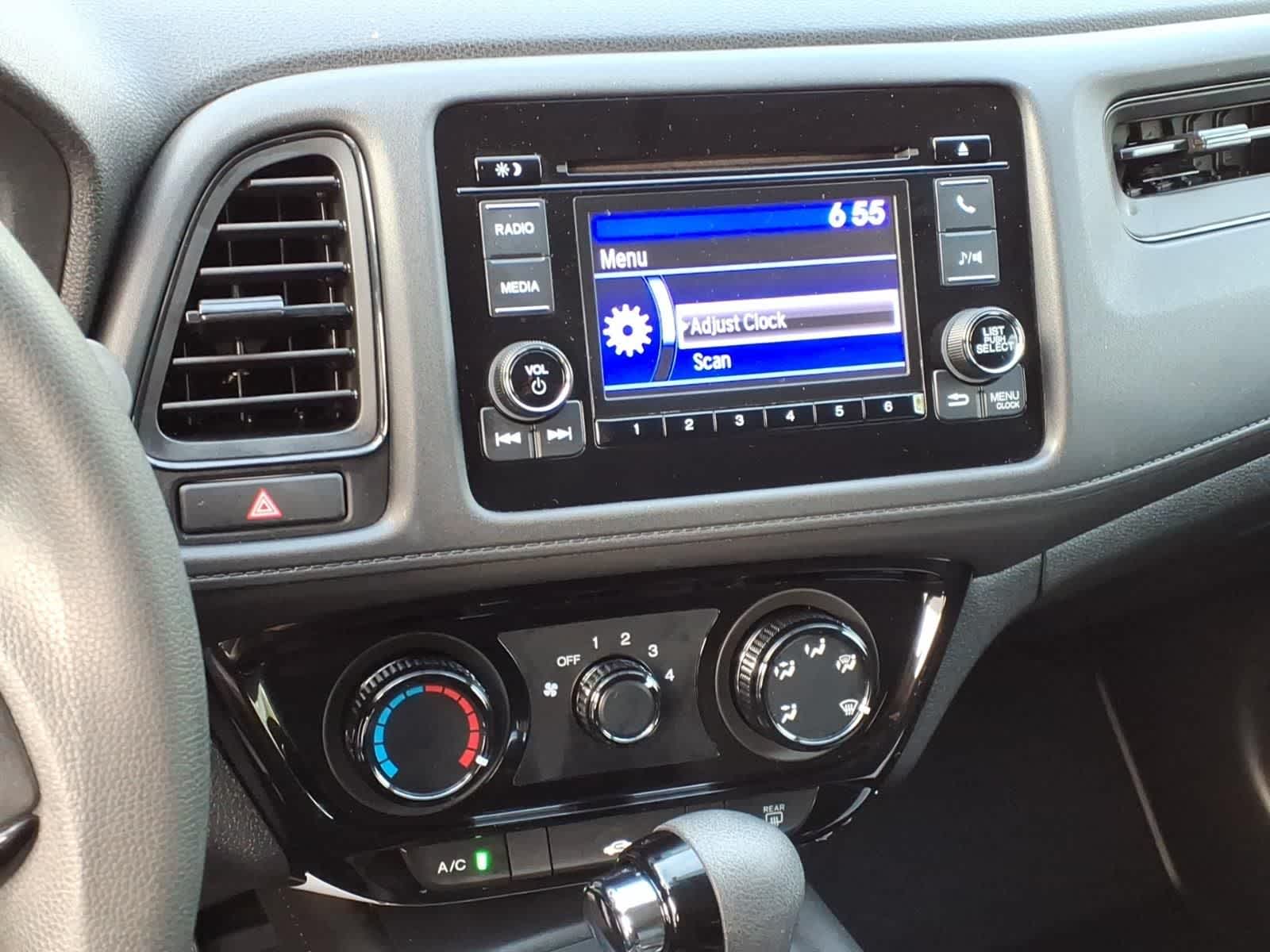 Thumbnail: 2022 Honda HR-V - 21
