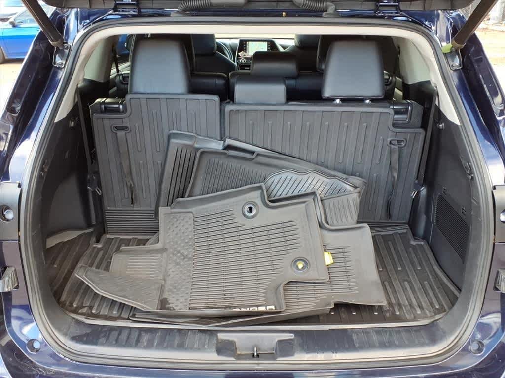 Thumbnail: 2020 Toyota Highlander - 6