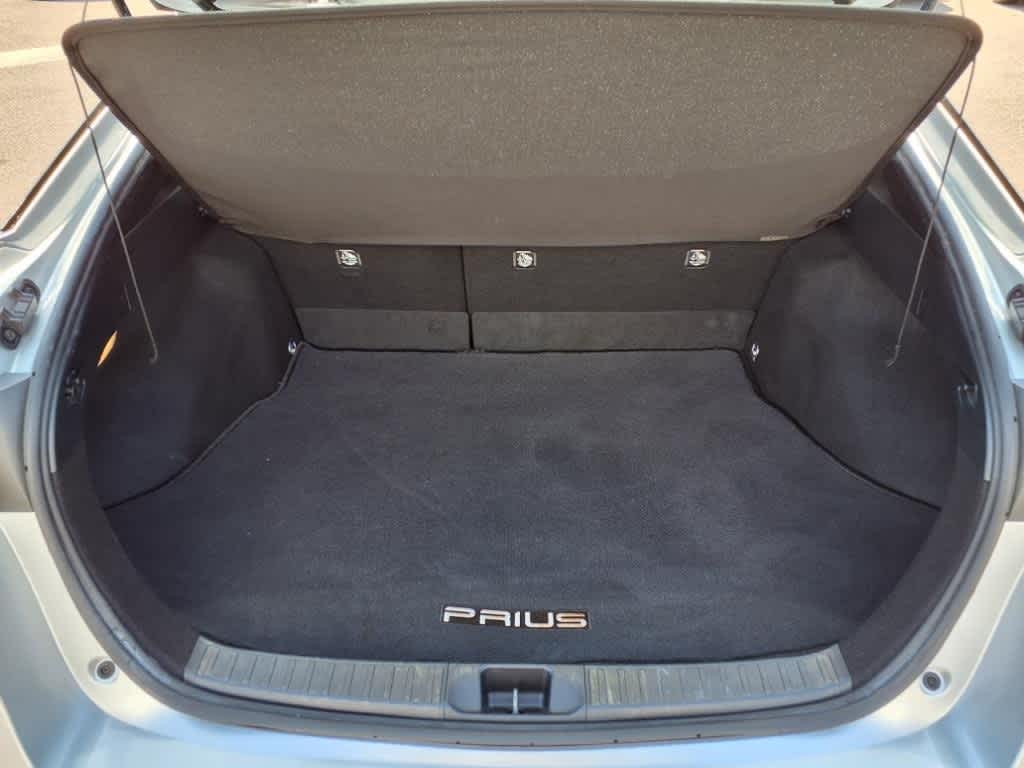 2018 Toyota Prius Two 6