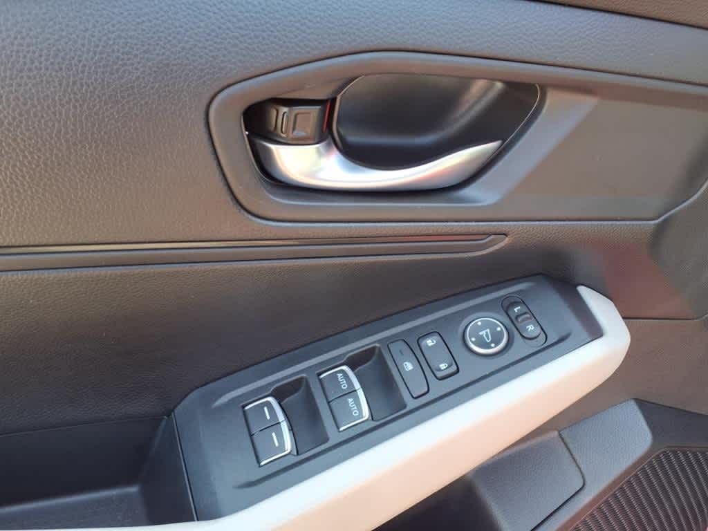2023 Honda Accord LX 14