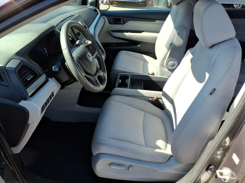 Thumbnail: 2018 Honda Odyssey - 15