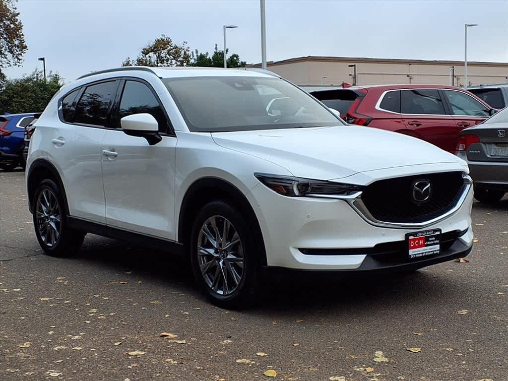 2021 Mazda CX-5 Signature photo 3