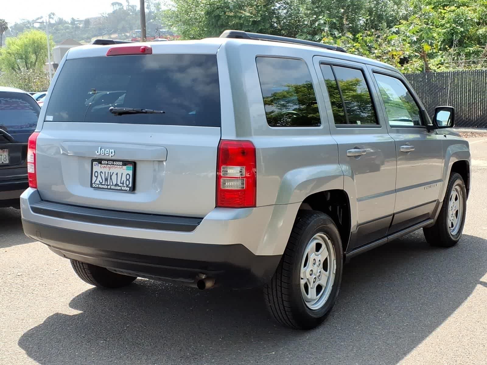 Thumbnail: 2016 Jeep Patriot - 4