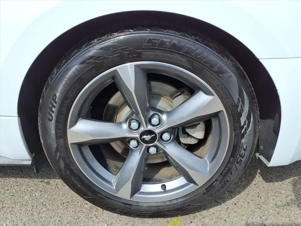 Thumbnail: 2015 Ford Mustang - 9