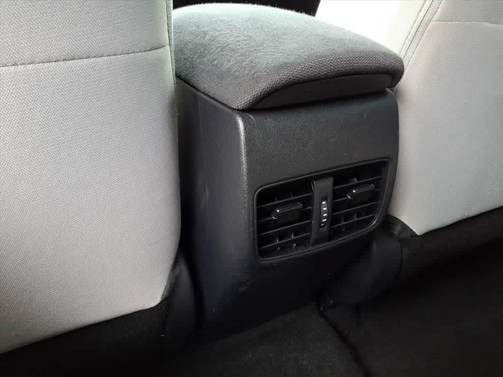 Thumbnail: 2022 Toyota Corolla Cross - 12