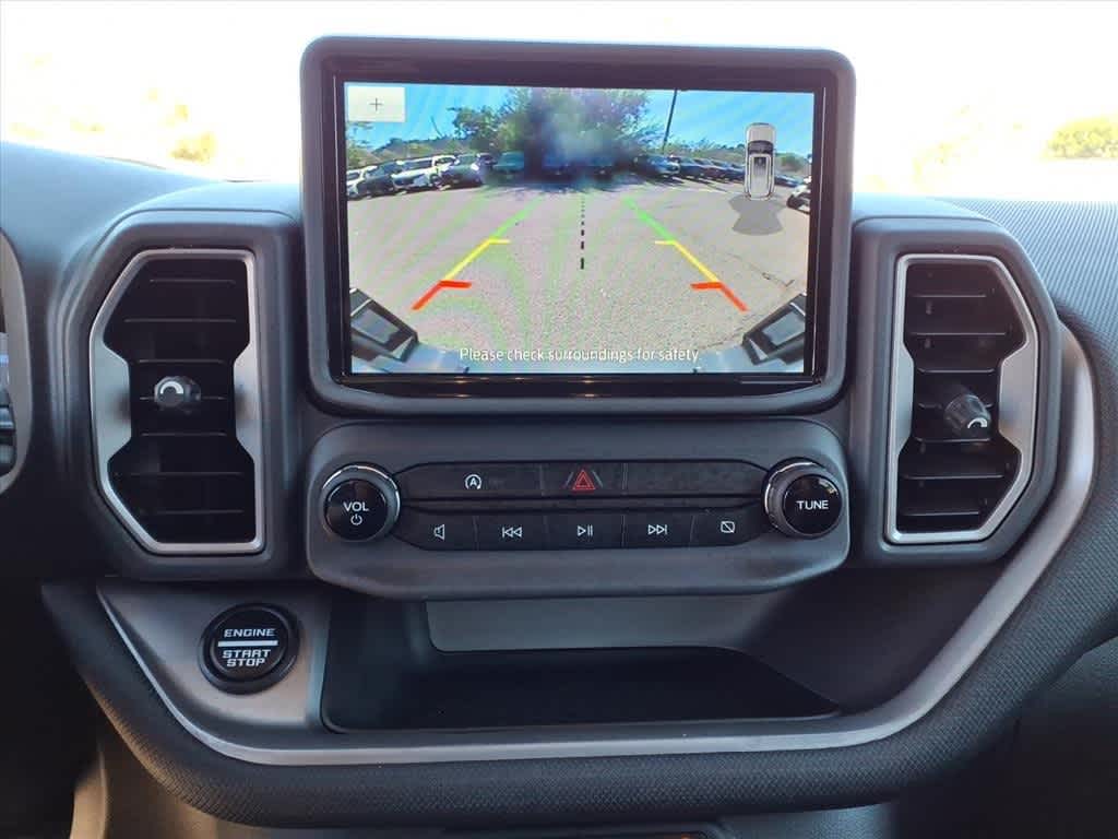 Thumbnail: 2022 Ford Bronco Sport - 17