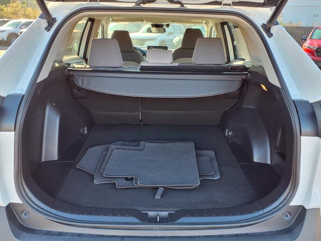 Thumbnail: 2020 Toyota RAV4 - 6