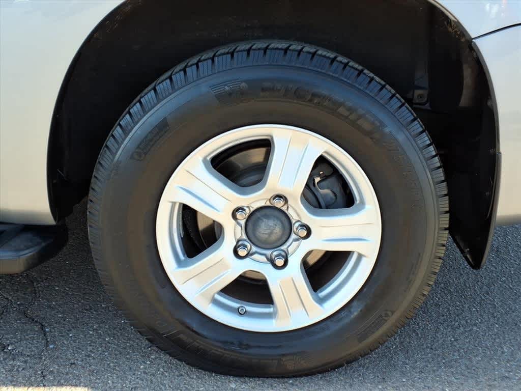 Thumbnail: 2016 Toyota Sequoia - 8