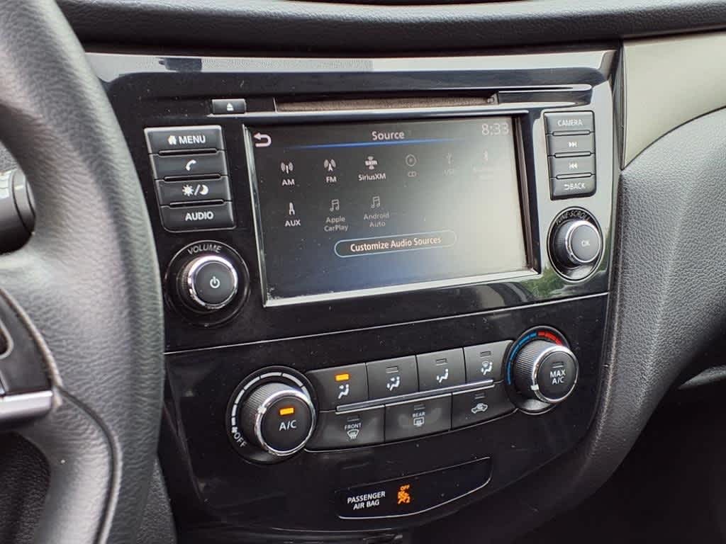 Thumbnail: 2019 Nissan Rogue Sport - 19