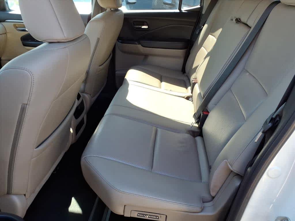 Thumbnail: 2019 Honda Ridgeline - 8