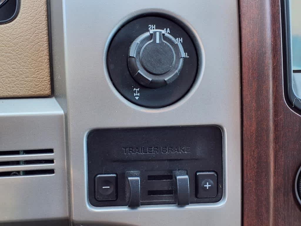 2013 Ford F-150  24