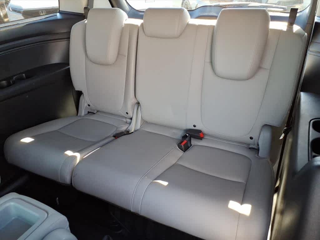 Thumbnail: 2019 Honda Odyssey - 10