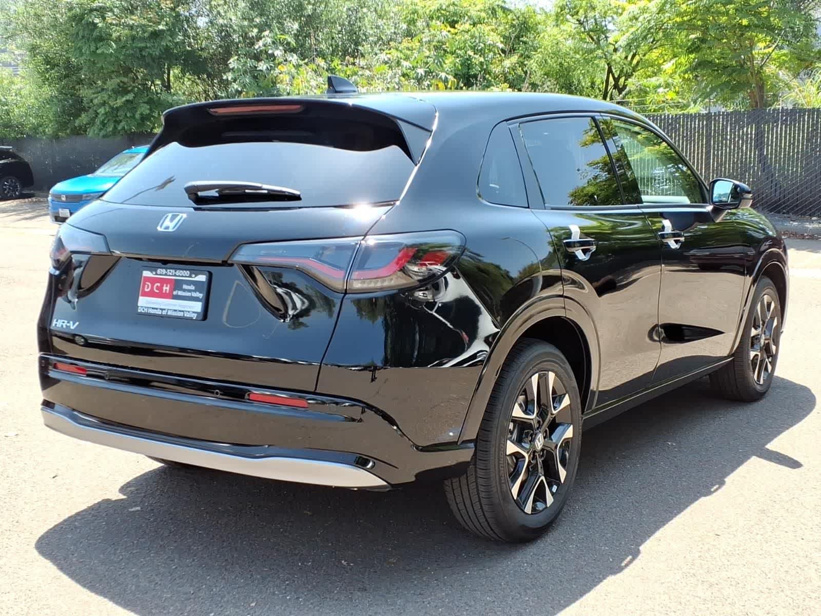 Thumbnail: 2027 Honda HR-V - 4