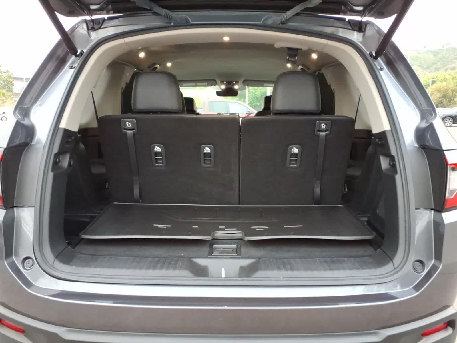 Thumbnail: 2023 Honda Pilot - 6