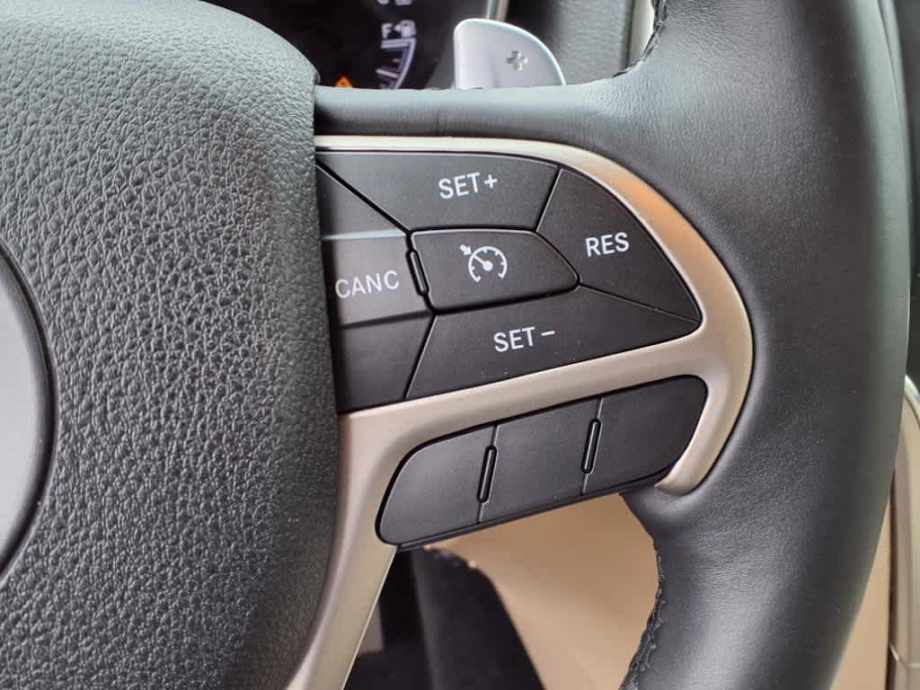 Thumbnail: 2014 Jeep Grand Cherokee - 18