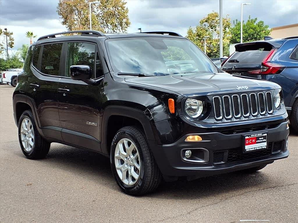Thumbnail: 2018 Jeep Renegade - 3
