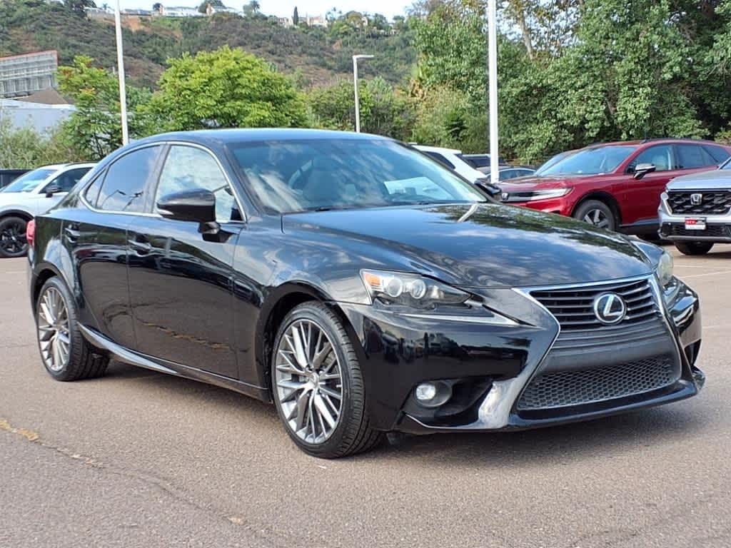 Thumbnail: 2015 Lexus IS - 3