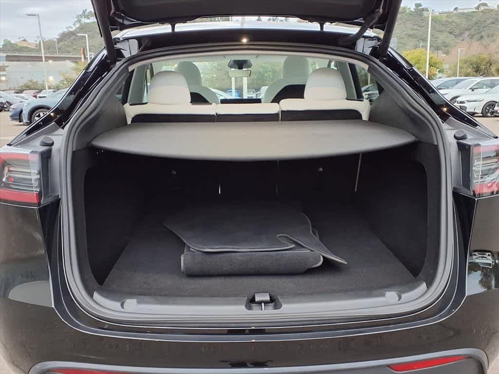 Thumbnail: 2024 Tesla Model Y - 6