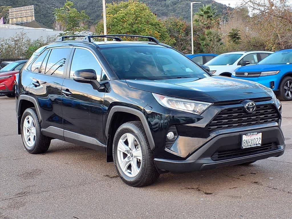 Thumbnail: 2020 Toyota RAV4 - 3