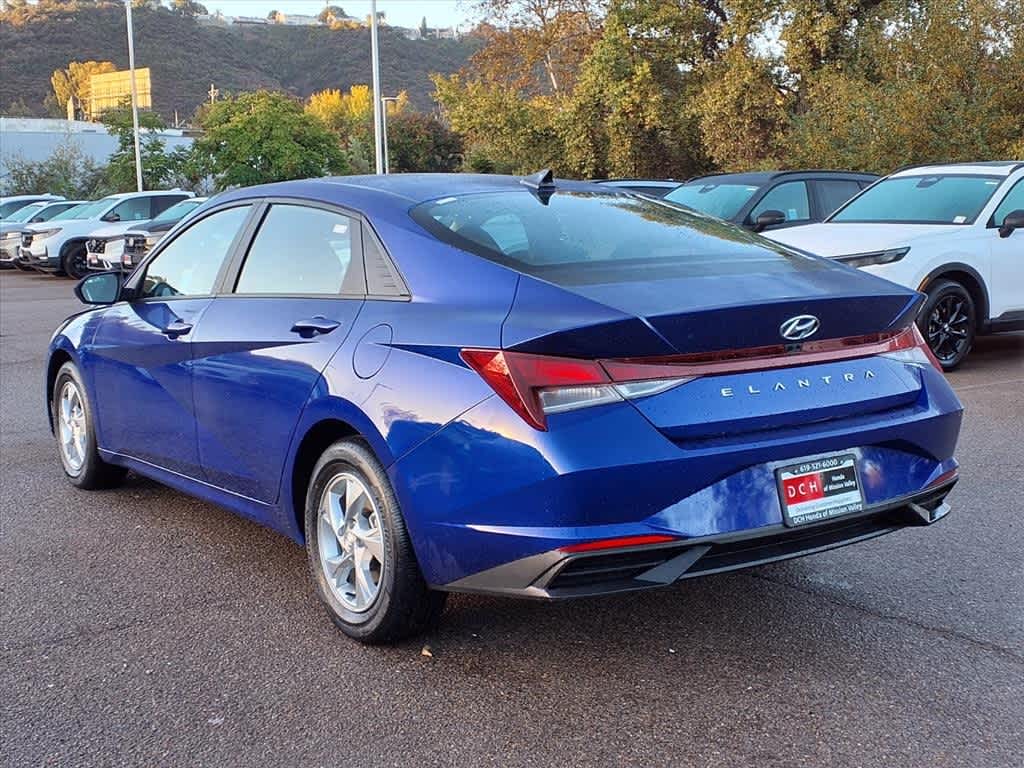 Thumbnail: 2023 Hyundai Elantra - 8