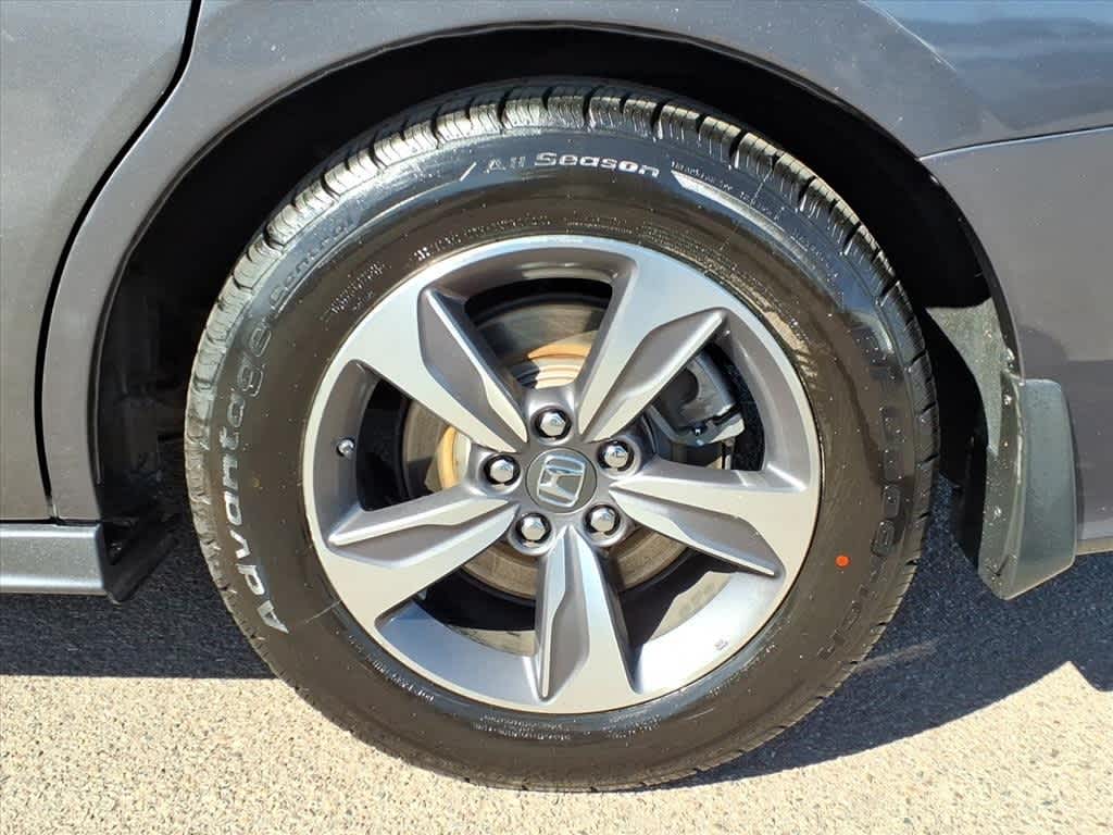 Thumbnail: 2019 Honda Odyssey - 8