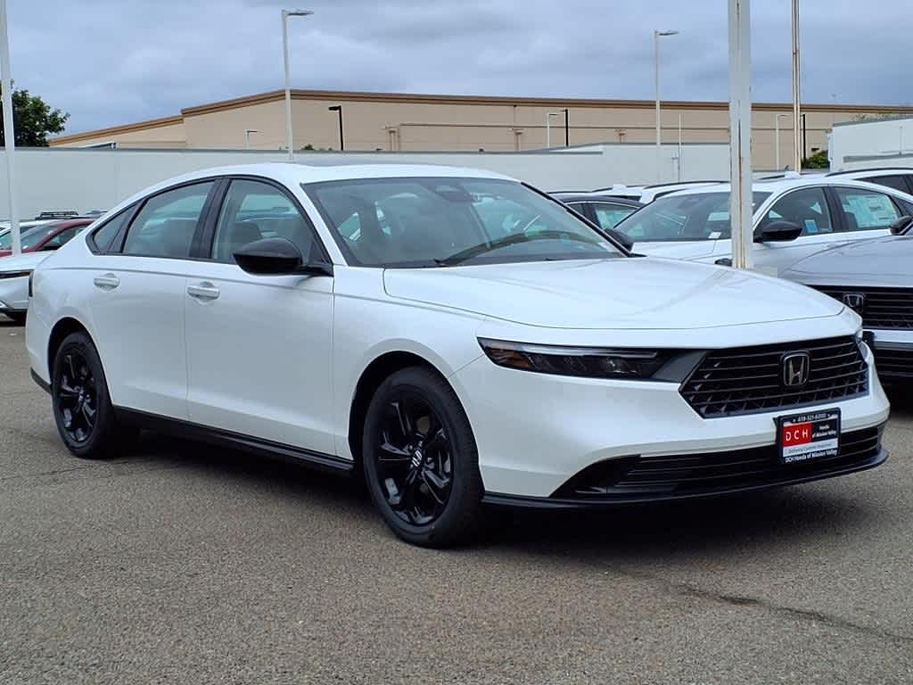 2025 Honda Accord SE photo 3