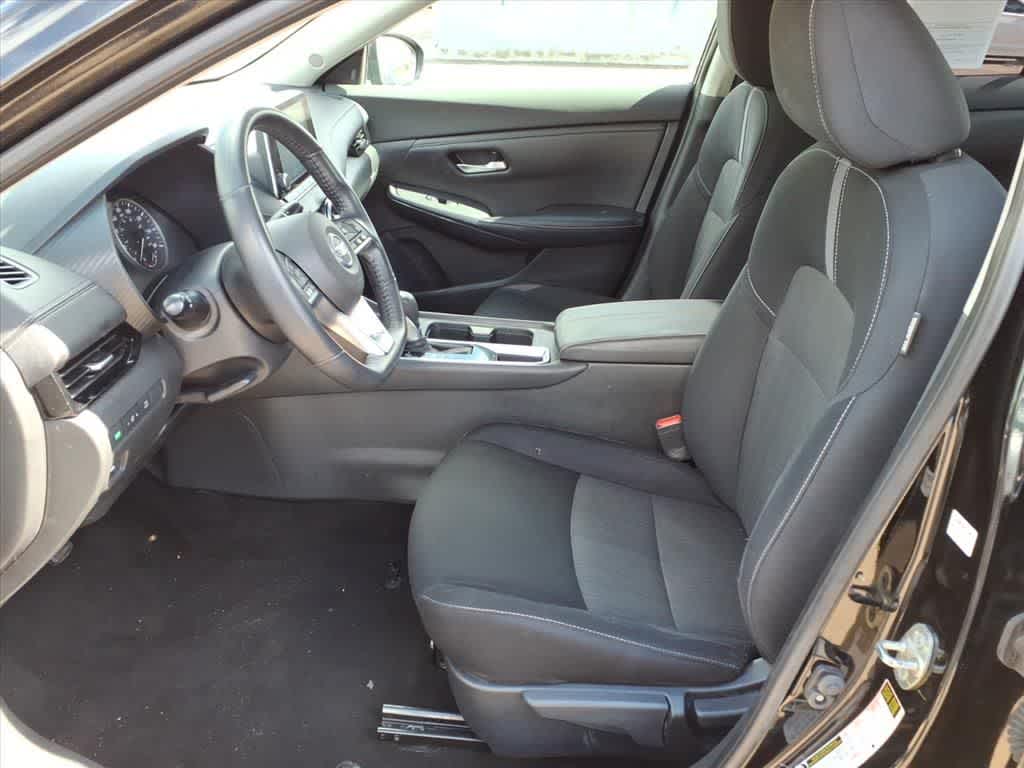 Thumbnail: 2021 Nissan Sentra - 15