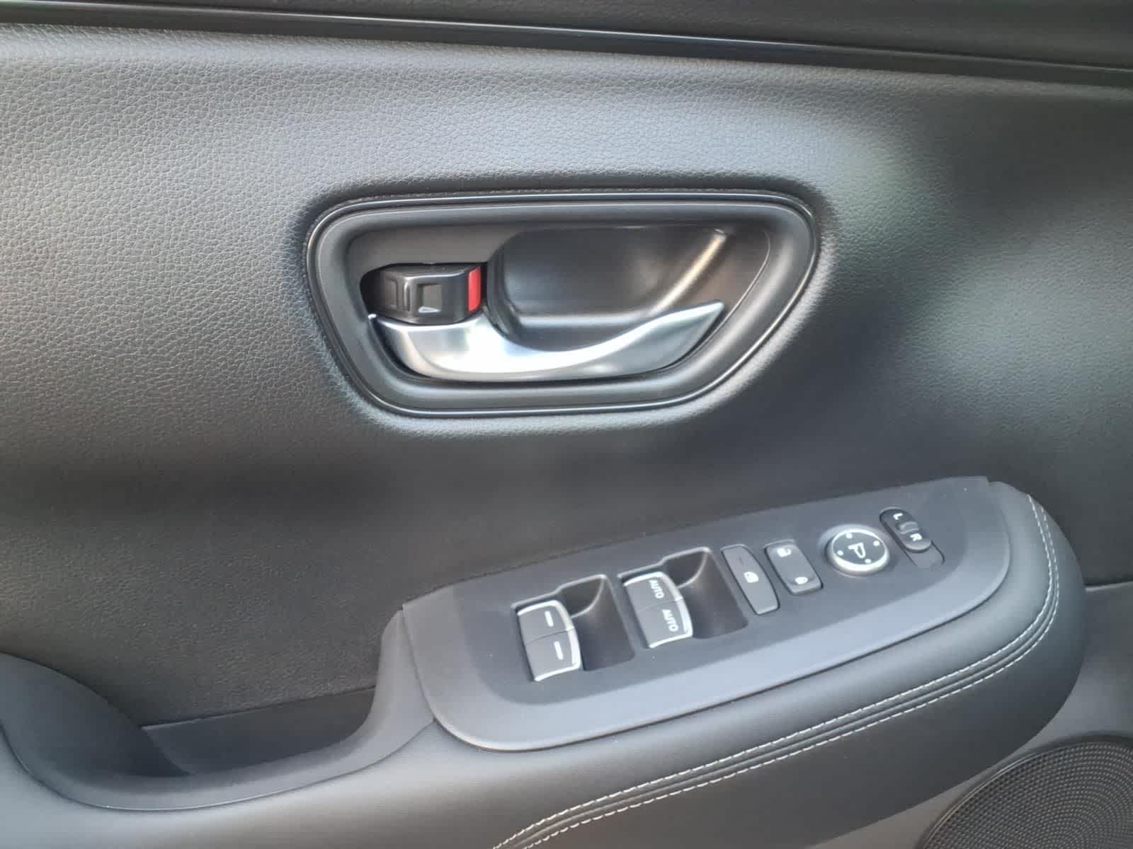 2026 Honda HR-V EX-L - Photo 12