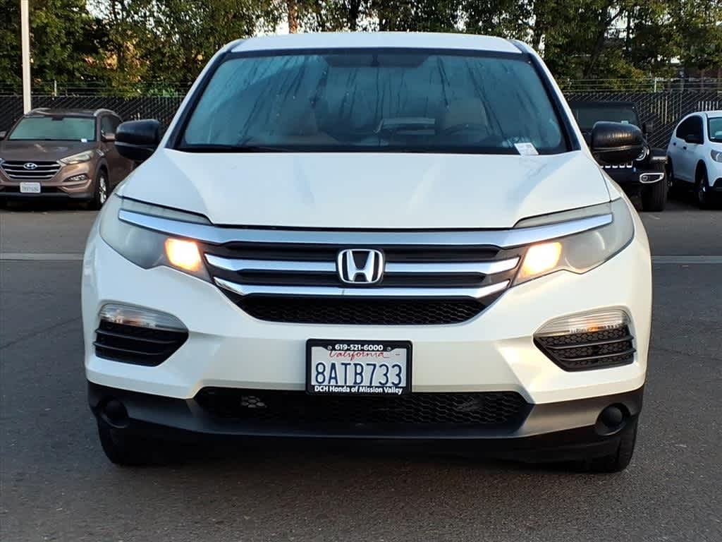 Thumbnail: 2017 Honda Pilot - 2