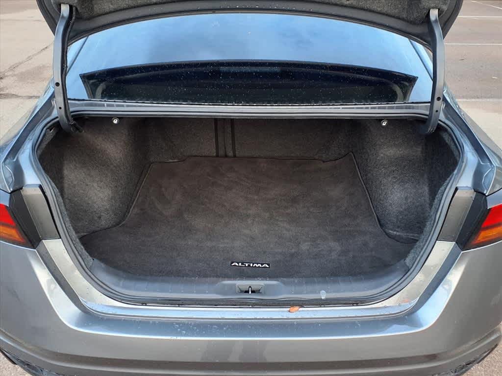 Thumbnail: 2020 Nissan Altima - 6