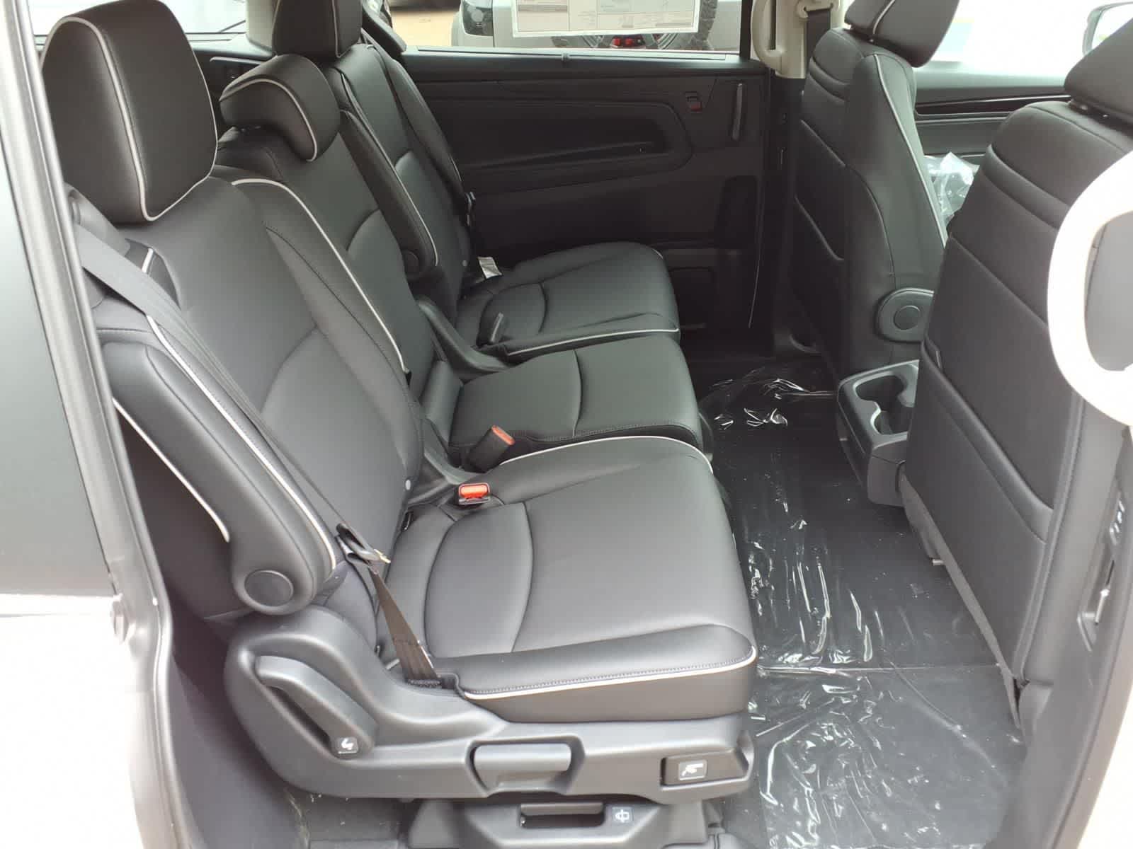 Thumbnail: 2026 Honda Odyssey - 12
