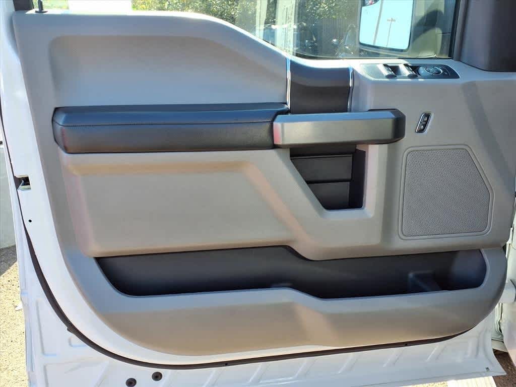 Thumbnail: 2017 Ford F-150 - 13