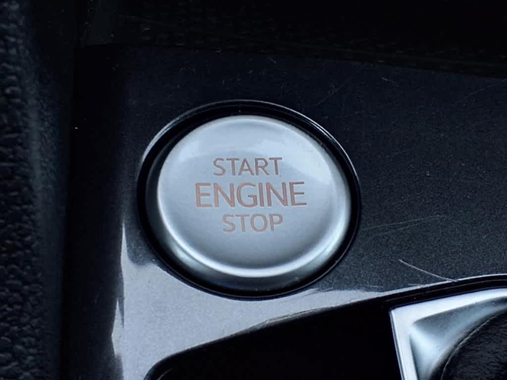 Thumbnail: 2022 Volkswagen Tiguan - 23