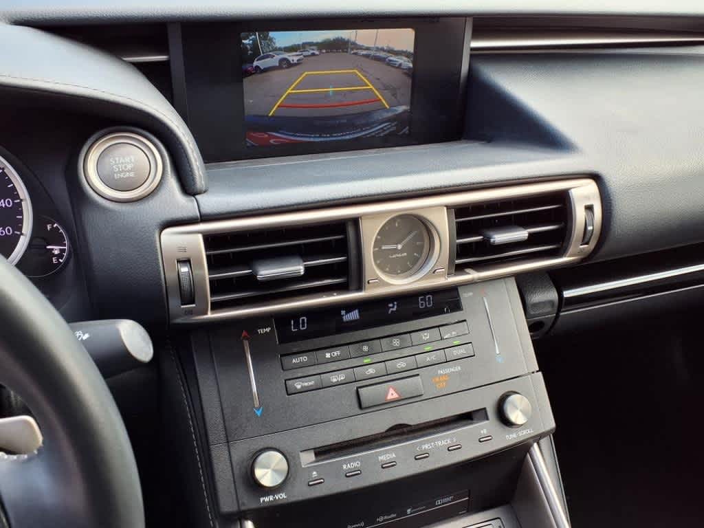 Thumbnail: 2015 Lexus IS - 22