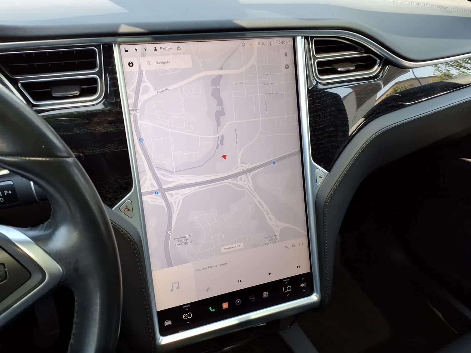 Thumbnail: 2017 Tesla Model X - 21