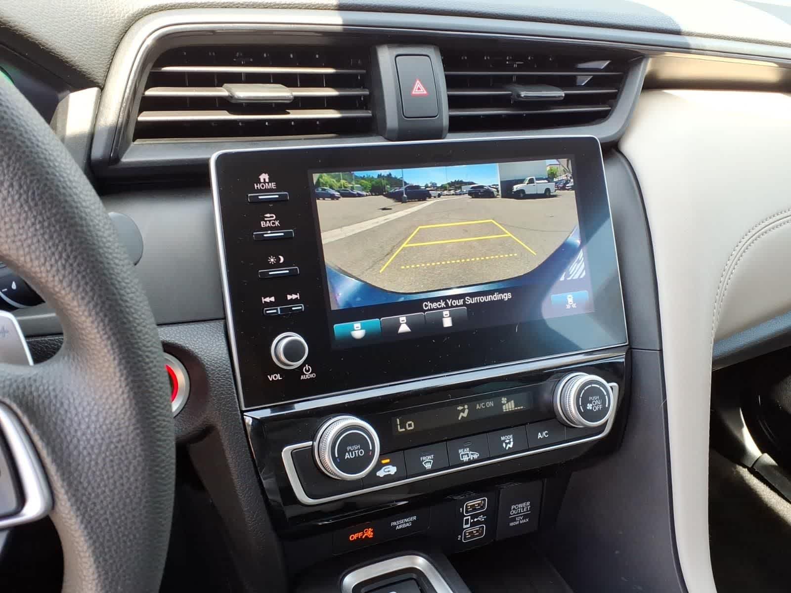 Thumbnail: 2022 Honda Insight - 21